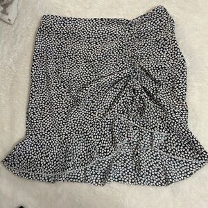 Floral mini skirt